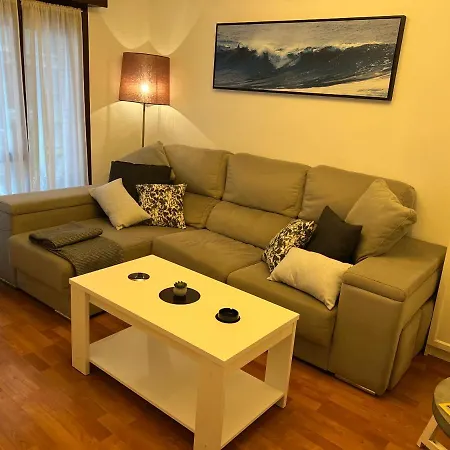 La Arena - Playa De San Lorenzo - En * Gijón