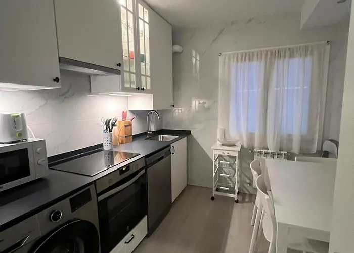 La Arena - Playa De San Lorenzo - En Gijón